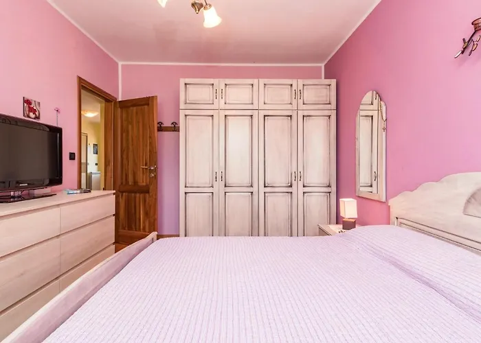 Ferienhaus Helena By Interhome *