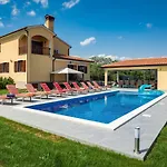 Helena By Interhome *