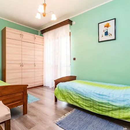 Holiday home Helena - Ipc131 By Interhome