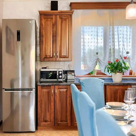 Helena - Ipc131 By Interhome Holiday home Potpican